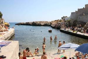 We are continually refining and adding to our portfolio of Nice Places to stay in Italy, so visit our site regularly to find somewhere just that little bit special. All our places to stay are presented with photos and descriptions taken and selected by us personally to give an impression as true to the reality as we can. All places are chosen by our team here in Italy for their combination of price, quality, charm and location. We work in partnership with family run hotels, guest houses and self-catering accommodations. This is NOT an unverified 'web portal' or online directory - we select only those places which we believe make excellent places to base a 1 week holiday or longer.